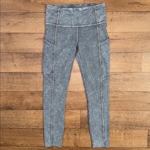 Lululemon Size 6 Fast and Free High Rise Tight *Ice Dye Ice Wash Asphalt Grey